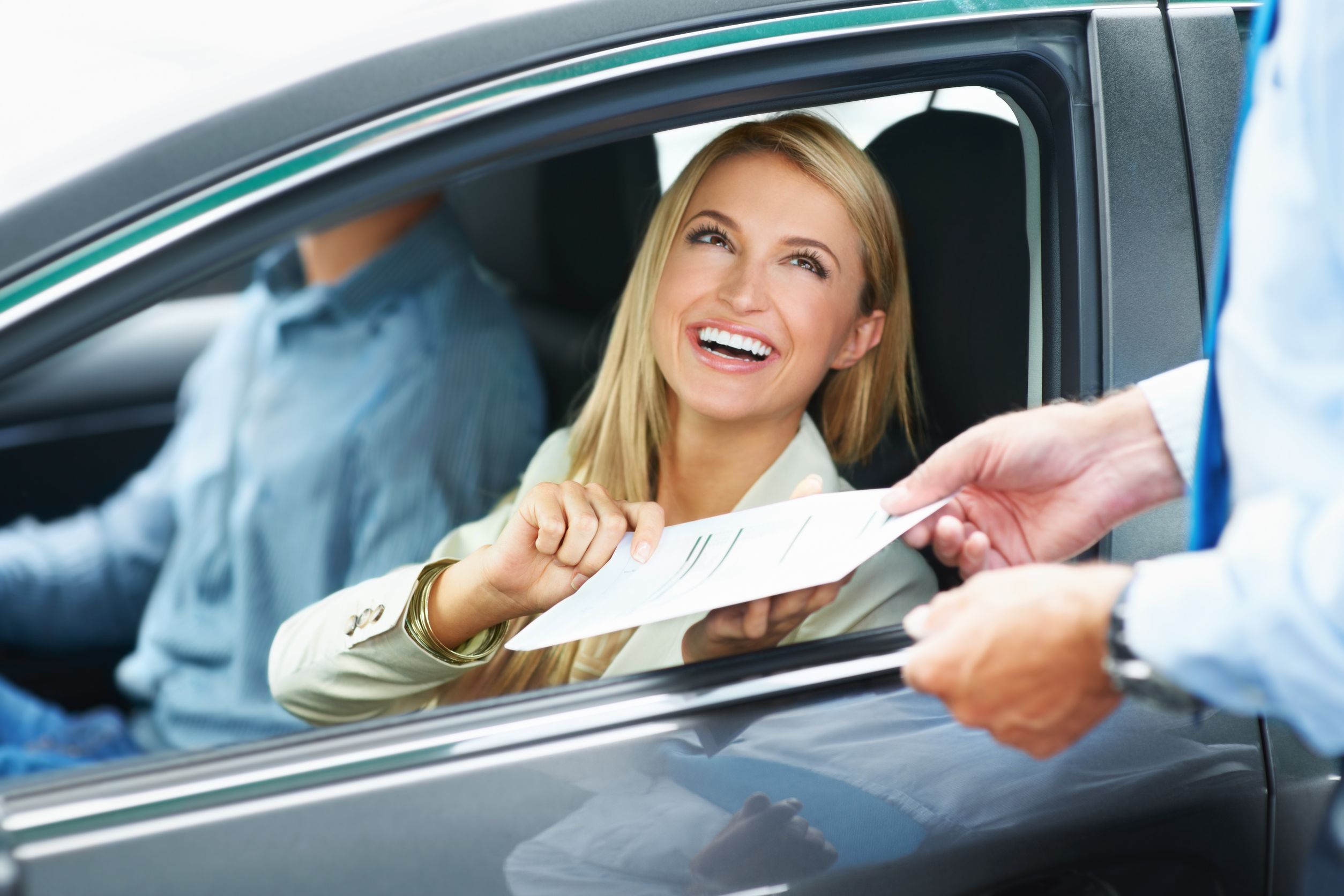 The Advantages of Paying the Best Prices for Premiere Parking Reservations